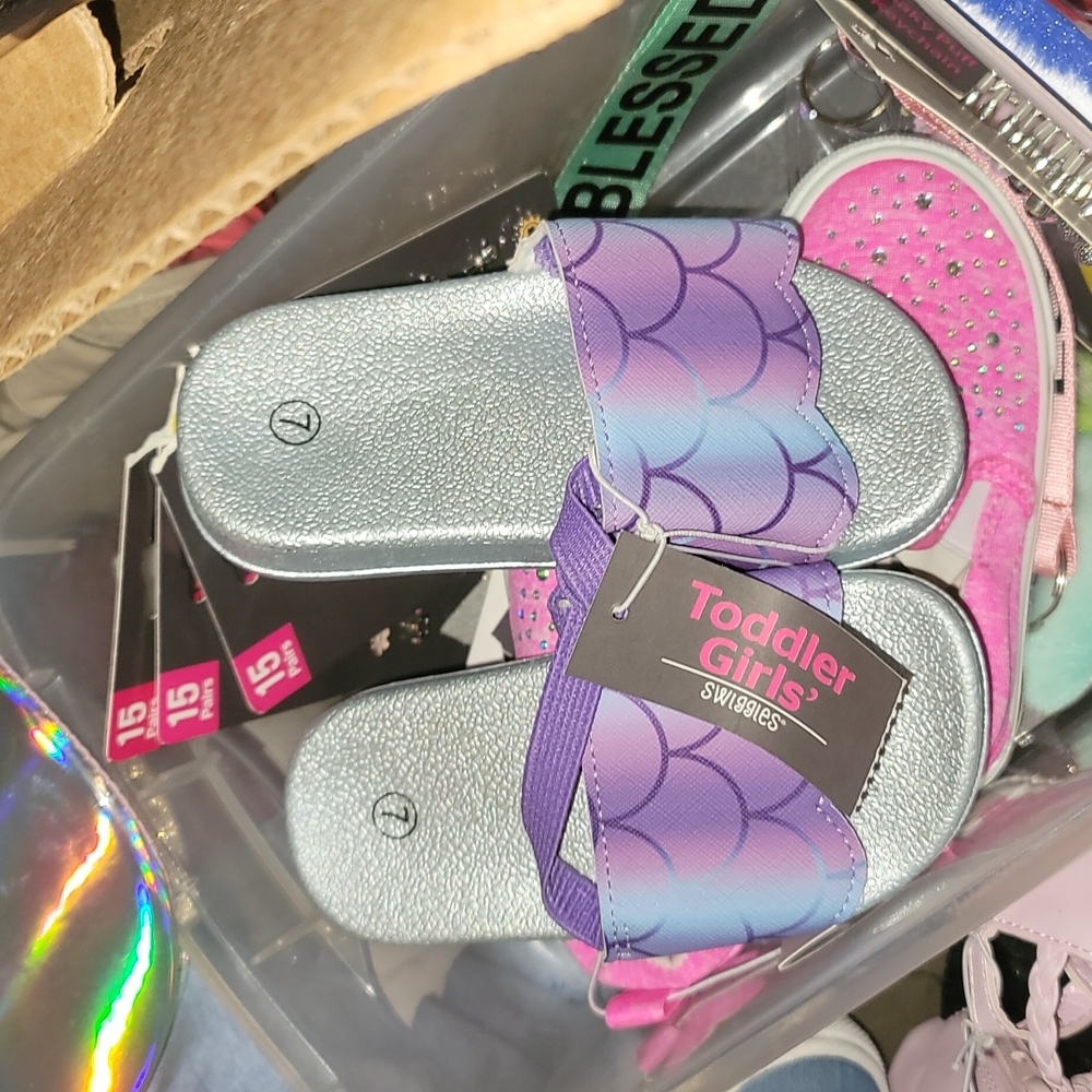 NWT Girls mermaid slides (sandals) w/ scrunched strap for support